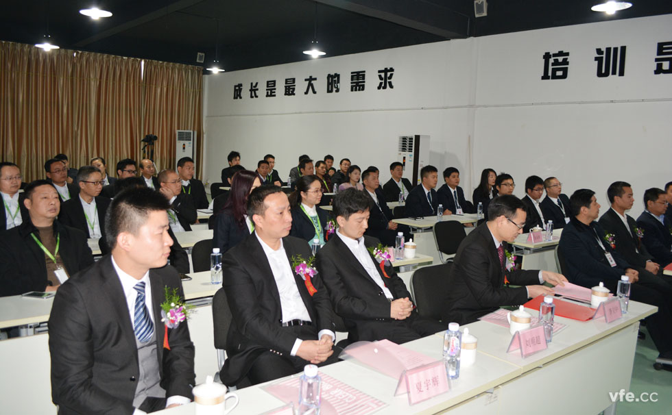 銀河電氣與中達特科達成戰(zhàn)略合作簽約現(xiàn)場 銀河電氣與中達特科達成戰(zhàn)略合作簽約現(xiàn)場