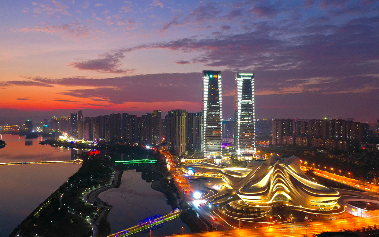 入詩(shī)入夢(mèng)入畫(huà) 長(zhǎng)來(lái)長(zhǎng)往長(zhǎng)沙